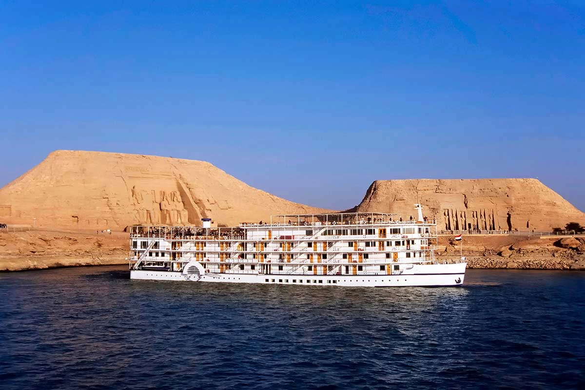 Lake Nasser cruise from Aswan to Abu Simbel