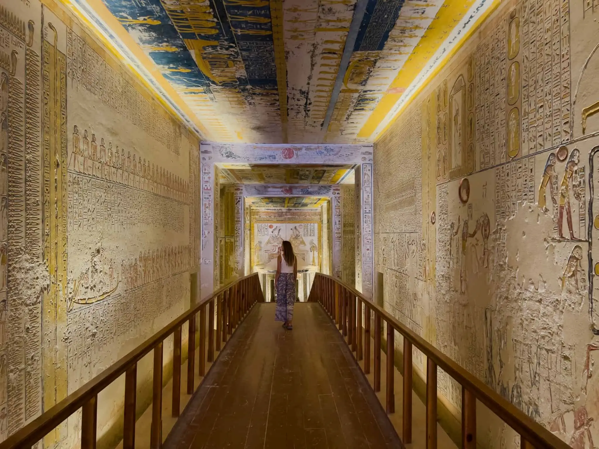 Explore Valley of the Kings