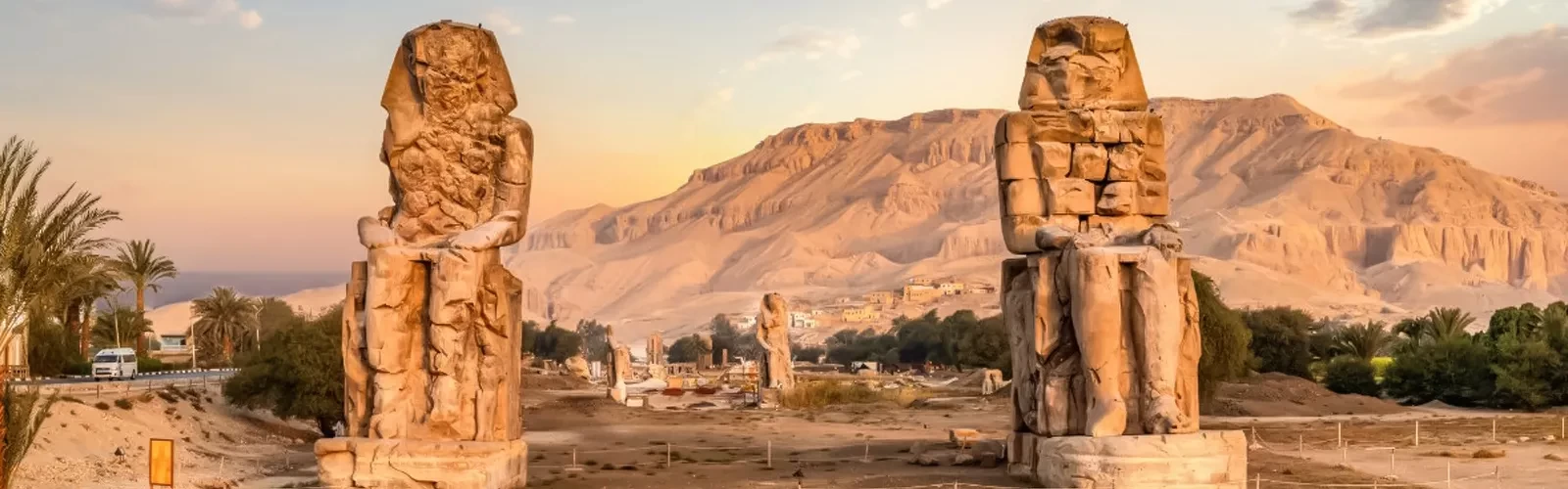 Colossi of Memnon statues, Luxor.