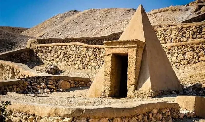 Deir El Medina: A Unique Side of Luxor Attractions