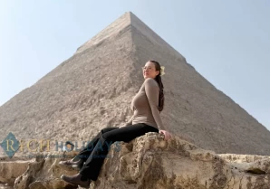 Giza Pyramids and Sphinx Tour