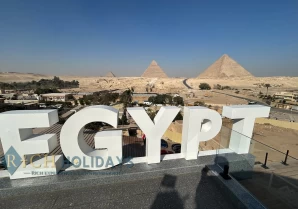 Giza Pyramids Memphis and Saqqara Tour from Cairo